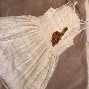 Girls dress ✔️✔️SOLD✔️✔️